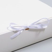 Коробка складная, белая, 24 х 24 x 6 см