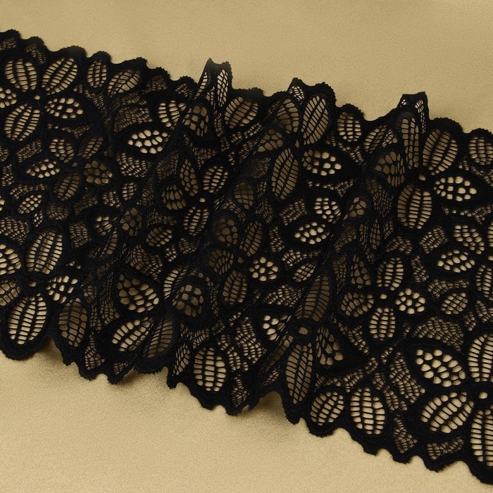 Кружевная эластичная ткань &laquo;Пятилистник&raquo;, 170 мм &times; 2,7 &plusmn; 0,5 м, цвет чёрный