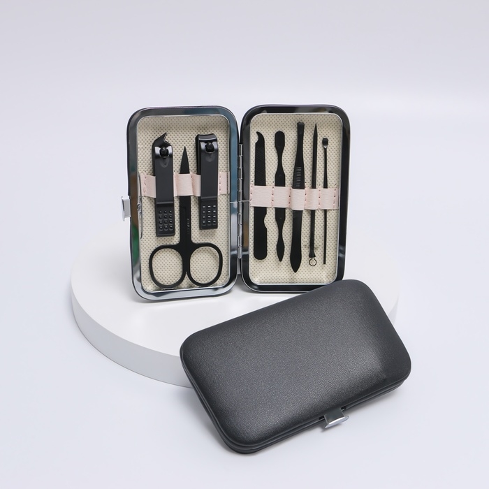 Набор маникюрный «Black», 8 предметов, в футляре, цвет чёрный Набор маникюрный «Black», 8 предметов, в футляре, цвет чёрный