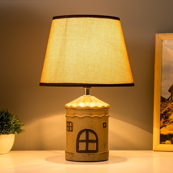 Настольная лампа "Мейзон" E14 40Вт коричневый 22,5х22,5х33,5 см RISALUX