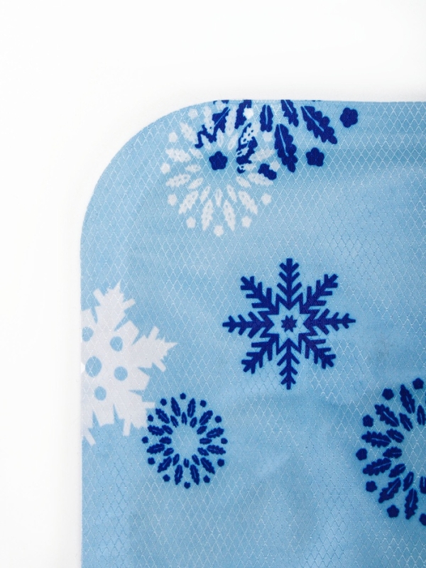 Коврик охлаждающий (гель), 65 х 50 см, снежинка