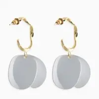 Серьги "Лепесточки на кольце", цвет белый в золоте