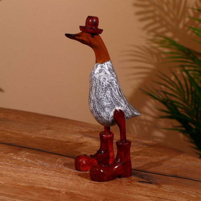 Сувенир "Утка в сером" дерево 27 см