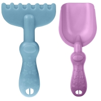 Песочный набор: ведро 1,2 л, лопатка,грабли,4 формочки, лейка 0,2 л, бледно-розовый