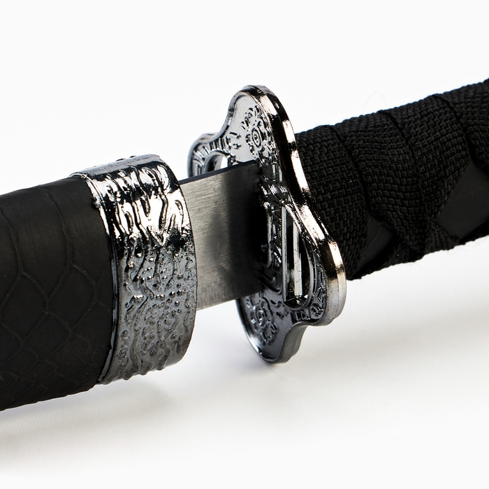 Сувенирное оружие &laquo;Катана&raquo;, без подставки, чёрные ножны под змеиную кожу, матовый  70 см