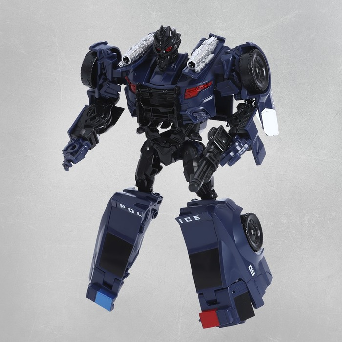 Робот &laquo;Полицейский&raquo;, трансформируется, с элементами из металла