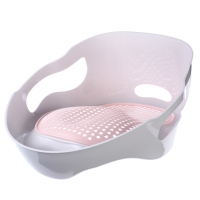 Лежак - горка для купания, цвет белый/розовый 0-6 мес, р-р 43х30х19см