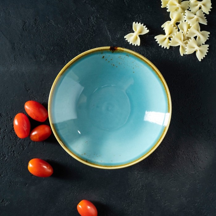 Салатник фарфоровый Magistro &laquo;Церера&raquo;, 400 мл, d=16,5 см, цвет голубой