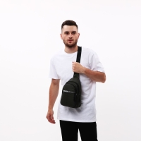 Сумка-слинг мужская из текстиля, отверстие для наушников, цвет зелёный Сумка-слинг мужская из текстиля, отверстие для наушников, цвет зелёный