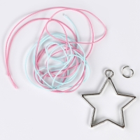 Набор для создания украшений из эпоксидной смолы «Сияй как звезда» Набор для создания украшений из эпоксидной смолы «Сияй как звезда»