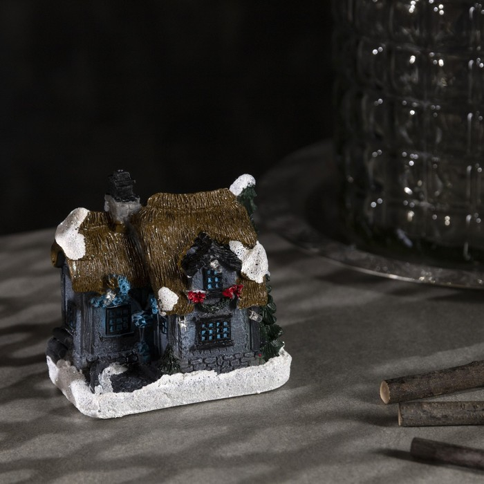 Светодиодная фигура &laquo;Дом&raquo;, керамика, батарейки АААх3 (не в комплекте), свечение мульти