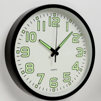 Часы настенные интерьерные &laquo;Классика&raquo;, плавный ход, светящиеся, d-30 см