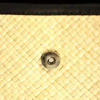 Сумка плетёная на застёжке из пандана 35х12х40 см, бежево-чёрный