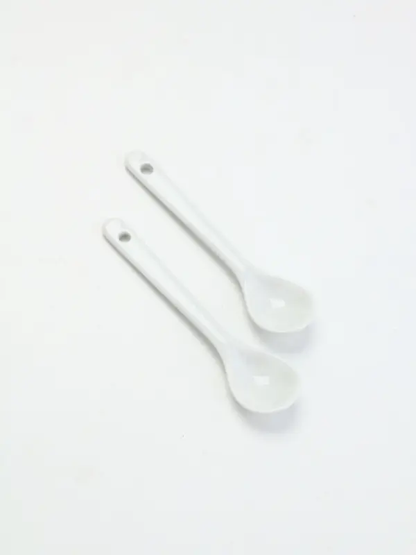 Кружки керамические парные &laquo;Мистер и Миссис&raquo;, 2 шт. по 180 мл., ложка 2 шт.