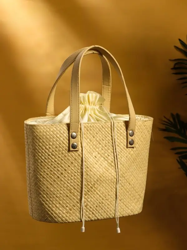 Сумка плетёная из пандана, 27&times;17&times;40 см, бежевая