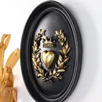Панно интерьерное полистоун "Сердце с короной" чёрный с золотом 20х2,5х26,2 см