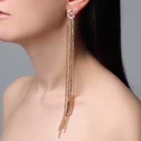 Серьги висячие со стразами &laquo;Голливуд&raquo; кольца из прямоугольников, цвет белый в золоте, 19,5 см