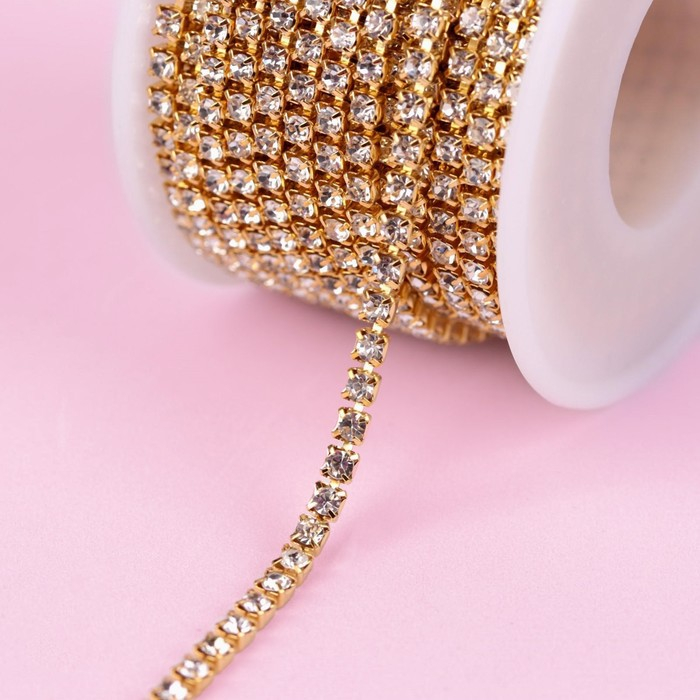 Цепь со стразами, металл, стекло, 2,5 мм, 9 &plusmn; 1 м, цвет золотой