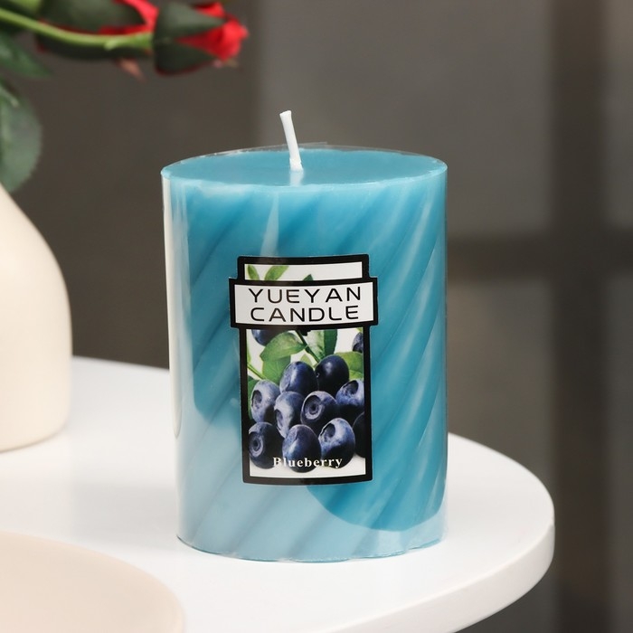 Свеча-цилиндр ароматическая витая Свеча-цилиндр ароматическая витая "Черника", 7,5х10 см