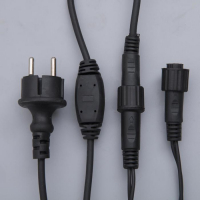 Гирлянда &laquo;Бахрома&raquo; 3 &times; 0.6 м, IP44, УМС, тёмная нить, 160 LED, свечение жёлтое, 220 В