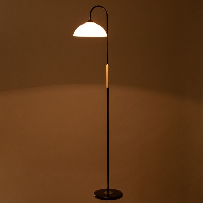 Торшер "Сара" 1х15Вт Е27 черный 44х44х165см