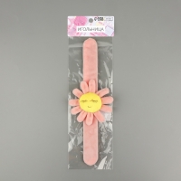 Игольница на браслете &laquo;Цветочек&raquo;, 23 &times; 8 см, цвет розовый МИКС