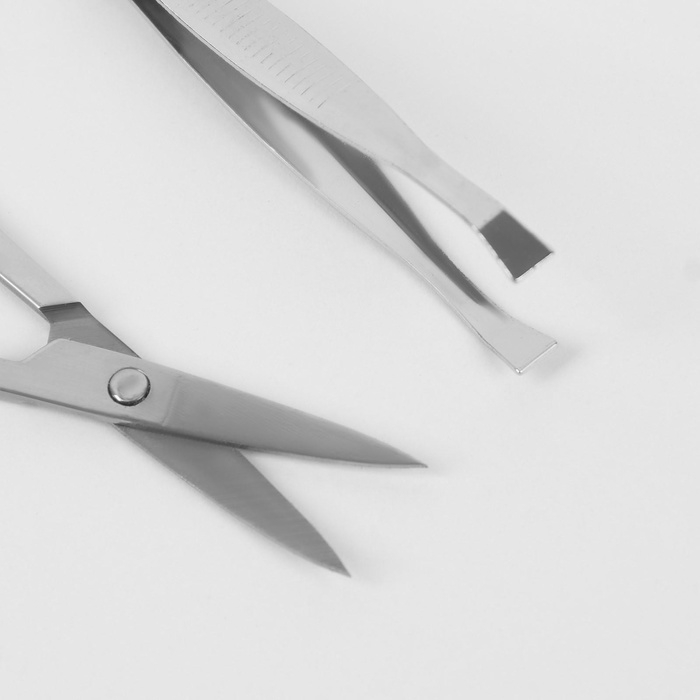 Набор маникюрный «Фактура», 8 предметов, в футляре, цвет чёрный Набор маникюрный «Фактура», 8 предметов, в футляре, цвет чёрный