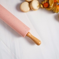 Скалка Доляна &laquo;Конфетти&raquo;, 30&times;4,3 см, рабочая часть 17 см, цвет розовый