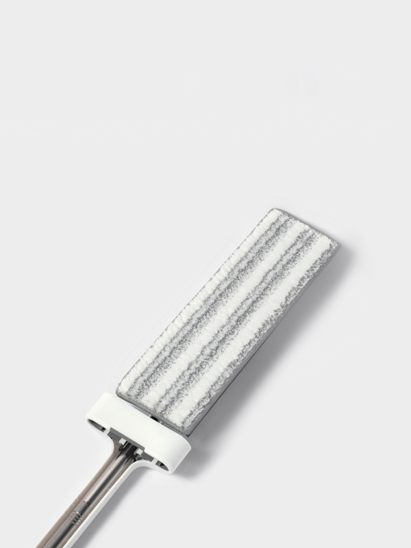 Швабра с отжимом, противоударная, со сгоном, стальная ручка, 2 проф. насадки 36х11х130 см