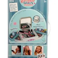 Игровой набор "Маленькая модница" с аксессуарами