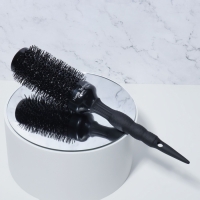 Брашинг &laquo;Premium&raquo;, вентилируемый, прорезиненная ручка, d = 4,3/6 &times; 28,7 см, цвет чёрный