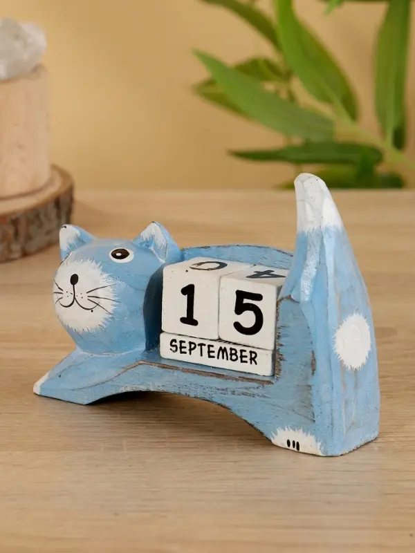 Календарь настольный &laquo;Кошка&raquo;, 13&times;4&times;10 см, дерево