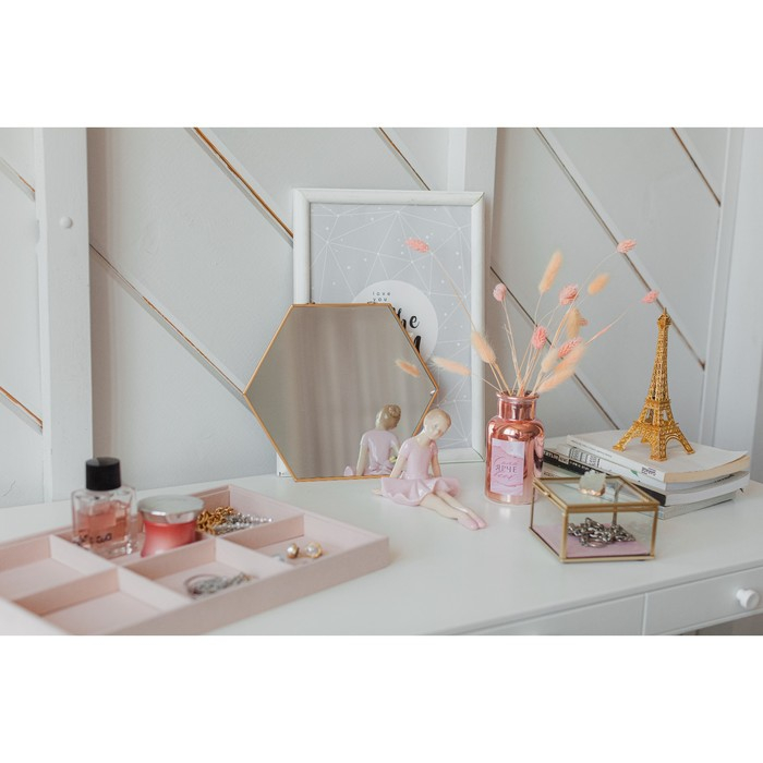 Зеркало настенное «Изящная геометрия», зеркальная поверхность 25 × 28 см, цвет золотистый Зеркало настенное «Изящная геометрия», зеркальная поверхность 25 × 28 см, цвет золотистый