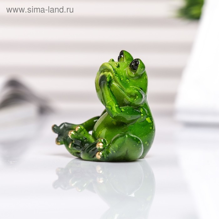 Сувенир полистоун лак "Лягуха отдыхает" МИКС 3,5х6х5 см