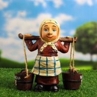 Садовая фигура "Бабушка с ведрами" 20х7х19см Садовая фигура "Бабушка с ведрами" 20х7х19см