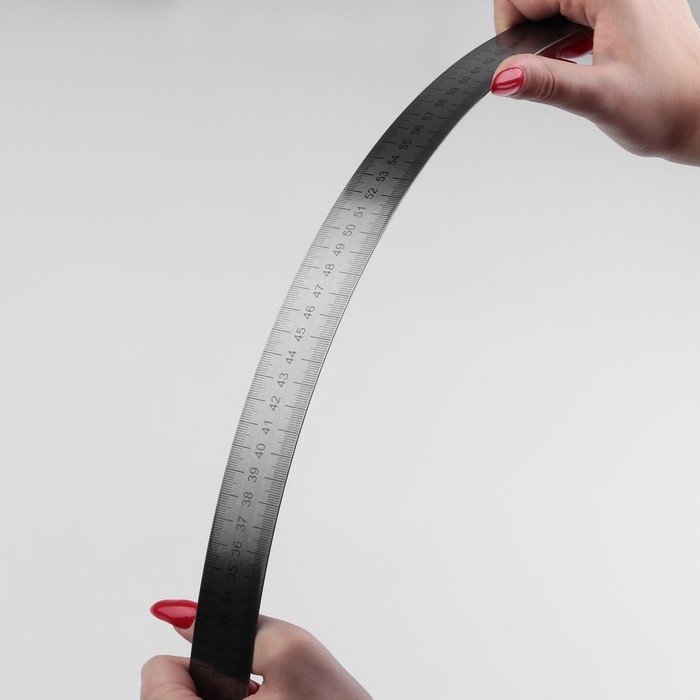 Линейка стальная, пружинистая, 100 см, толщина 0,7 мм Линейка стальная, пружинистая, 100 см, толщина 0,7 мм