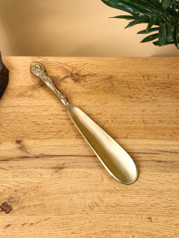 Ложка для обуви "Фамилия" латунь 31 см