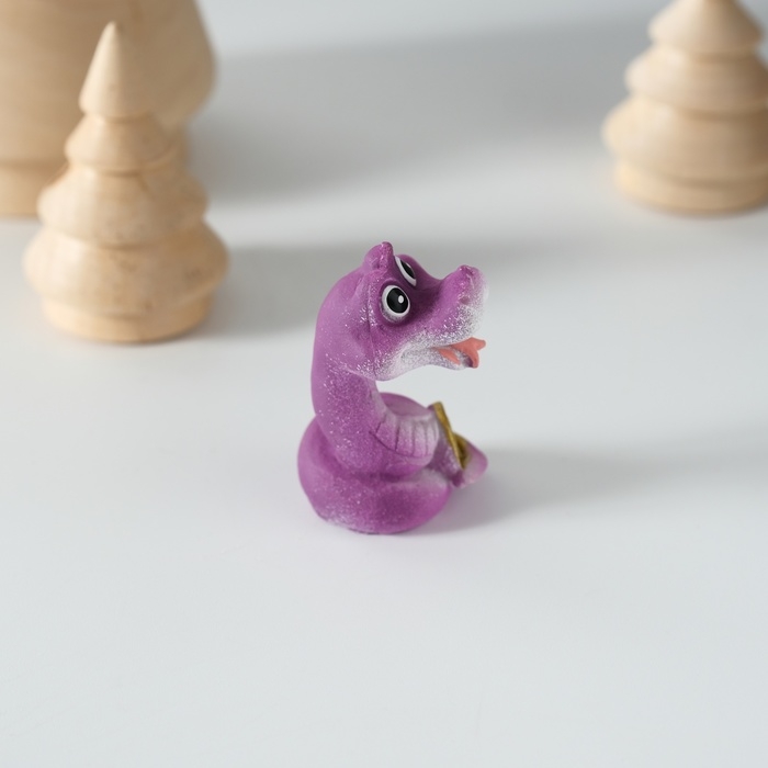 Сувенир полистоун "Змейка с монеткой" МИКС 2,5х2,5х4 см