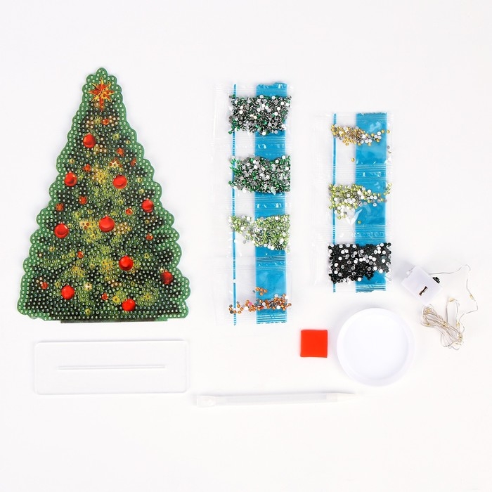 Алмазная мозаика на новый год с полным заполнением на фигурке &laquo;Ёлка&raquo;, новогодний набор для творчества