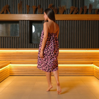 Полотенце для бани Leopard женское парео, 80х150±4 см,хл., ваф. полотно, 160 гр/м2 Полотенце для бани Leopard женское парео, 80х150±4 см,хл., ваф. полотно, 160 гр/м2