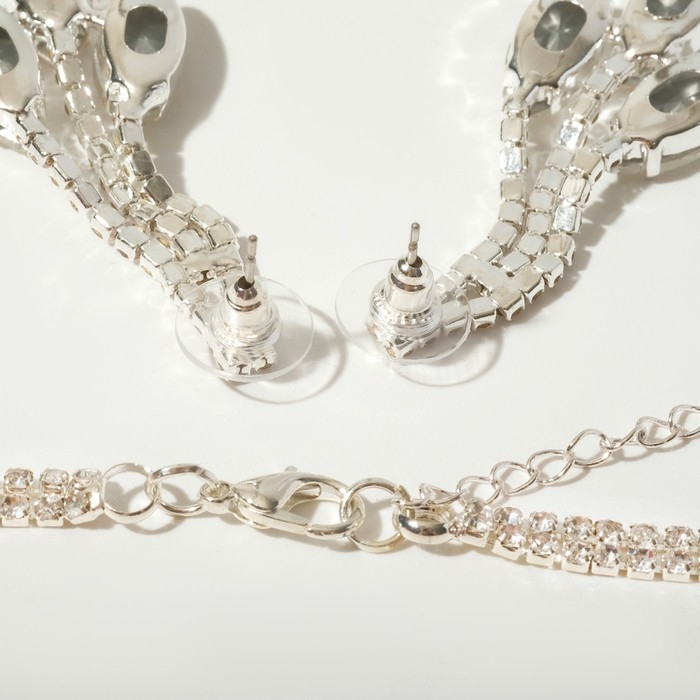 Набор 2 предмета: серьги, колье &laquo;Торжество&raquo; лепестки в 2 ряда, цвет радужно-белый в серебре, 40 см