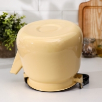 Чайник эмалированный, 3,5 л, без деколи, цвет бежевый Чайник эмалированный, 3,5 л, без деколи, цвет бежевый