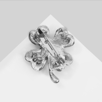 Брошь &laquo;Клевер&raquo; с бирюзой, цветная в серебре