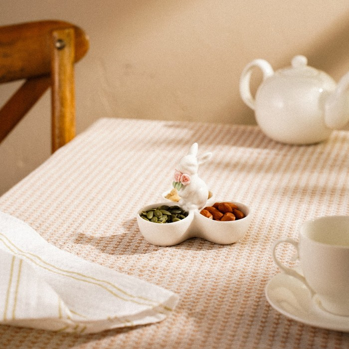 Менажница керамическая SL Home «Кролик», 3 ячейки, 30 мл, 11,5×9,5 см, цвет белый Менажница керамическая SL Home «Кролик», 3 ячейки, 30 мл, 11,5×9,5 см, цвет белый