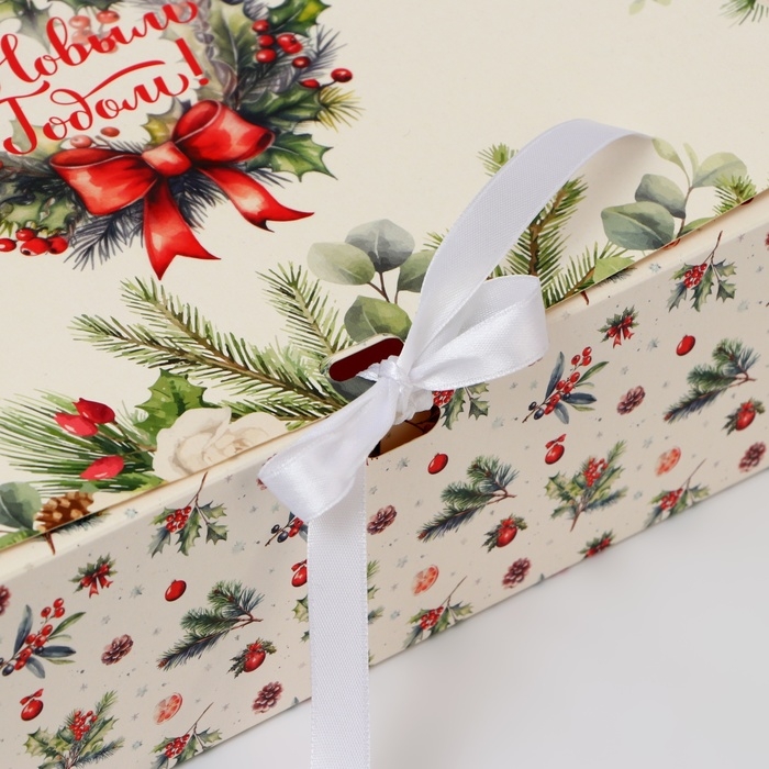 Новый год. Коробка подарочная новогодняя складная, упаковка, &laquo;Еловые веточки&raquo;, 31 &times; 24,5 &times; 8 см .