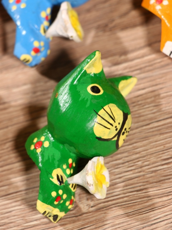 Сувенир интерьерный "Кошечки" дерево (набор 5 штук)