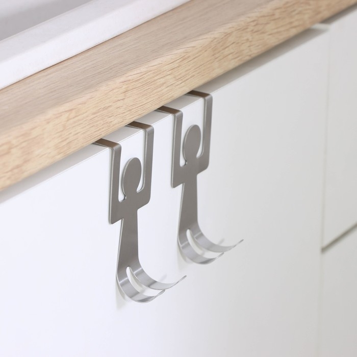 Вешалка на дверь &laquo;Человечки&raquo;, на два крючка, 8&times;3&times;4.5 см, хром