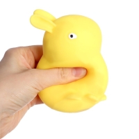 Мялка &laquo;Зайка&raquo; с пастой, цвета МИКС