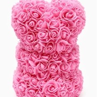 Медведь из розовых роз