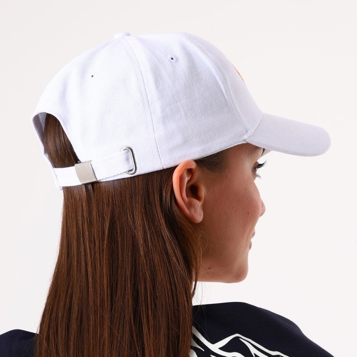 Кепка женская &laquo;айл&raquo;, цвет белый, р-р 56